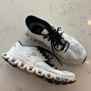 On Cloud X women’s running shoes